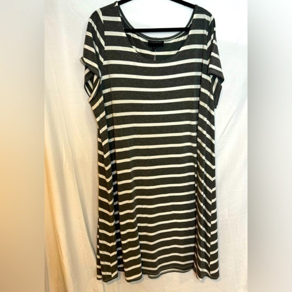 Lane Bryant Plus Size A-Line Grey/White Striped Dress Size 22/24 - Picture 1 of 8